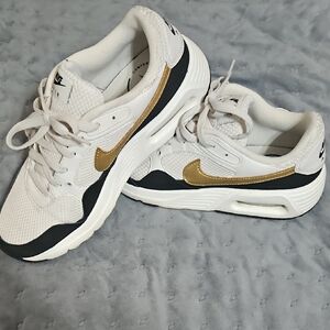 Nike Women's White and Gold Sneakers